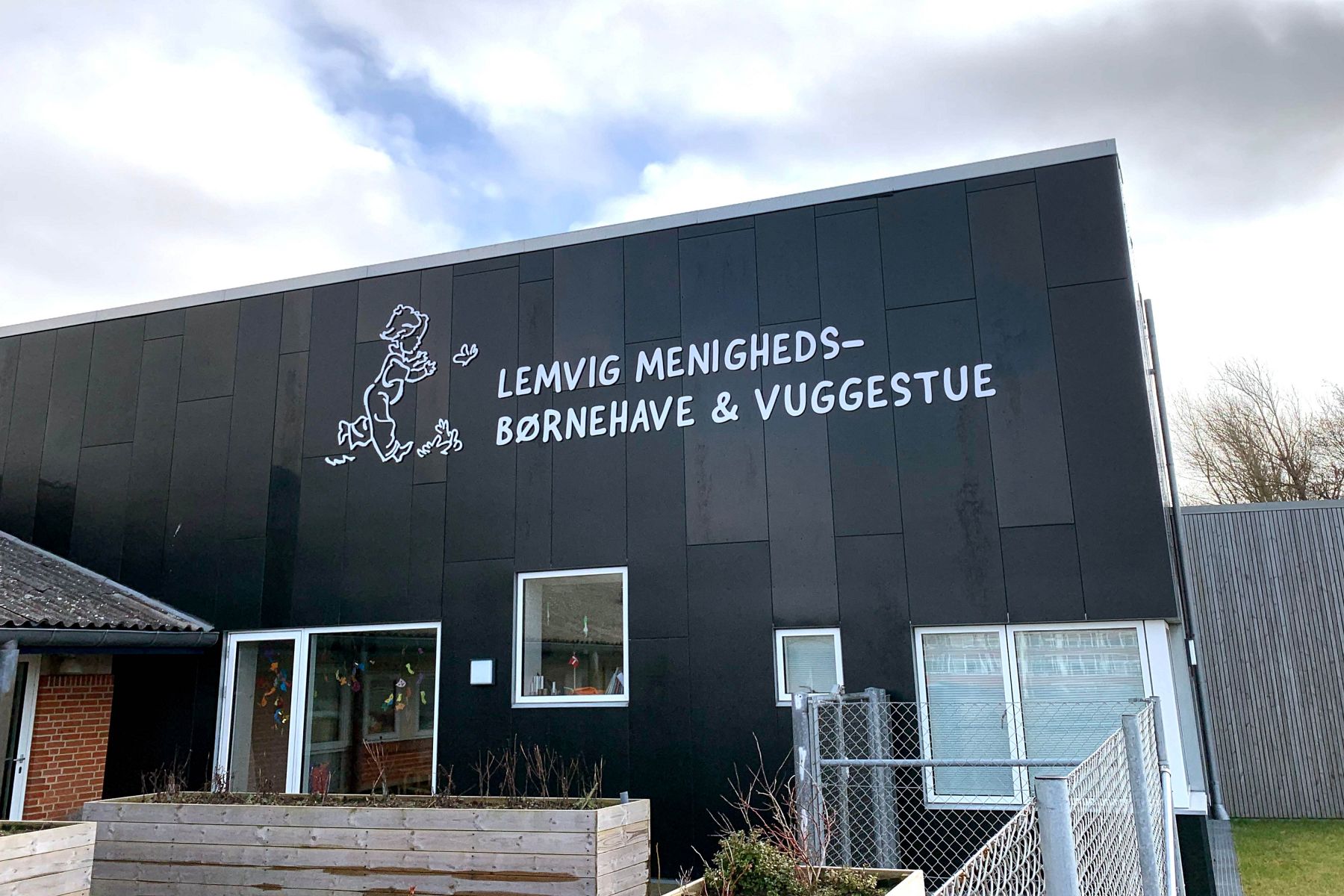 1006-grafisk-tryk---referencer---lemvig-menigheds-bornehave--amp--vuggestue02.jpg
