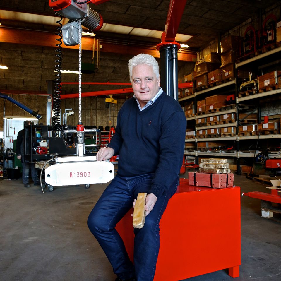 Finanskrisen tvang iværksætter i Lemvig til at afhænde virksomhed, men livsværket er fortsat med AL Lift.