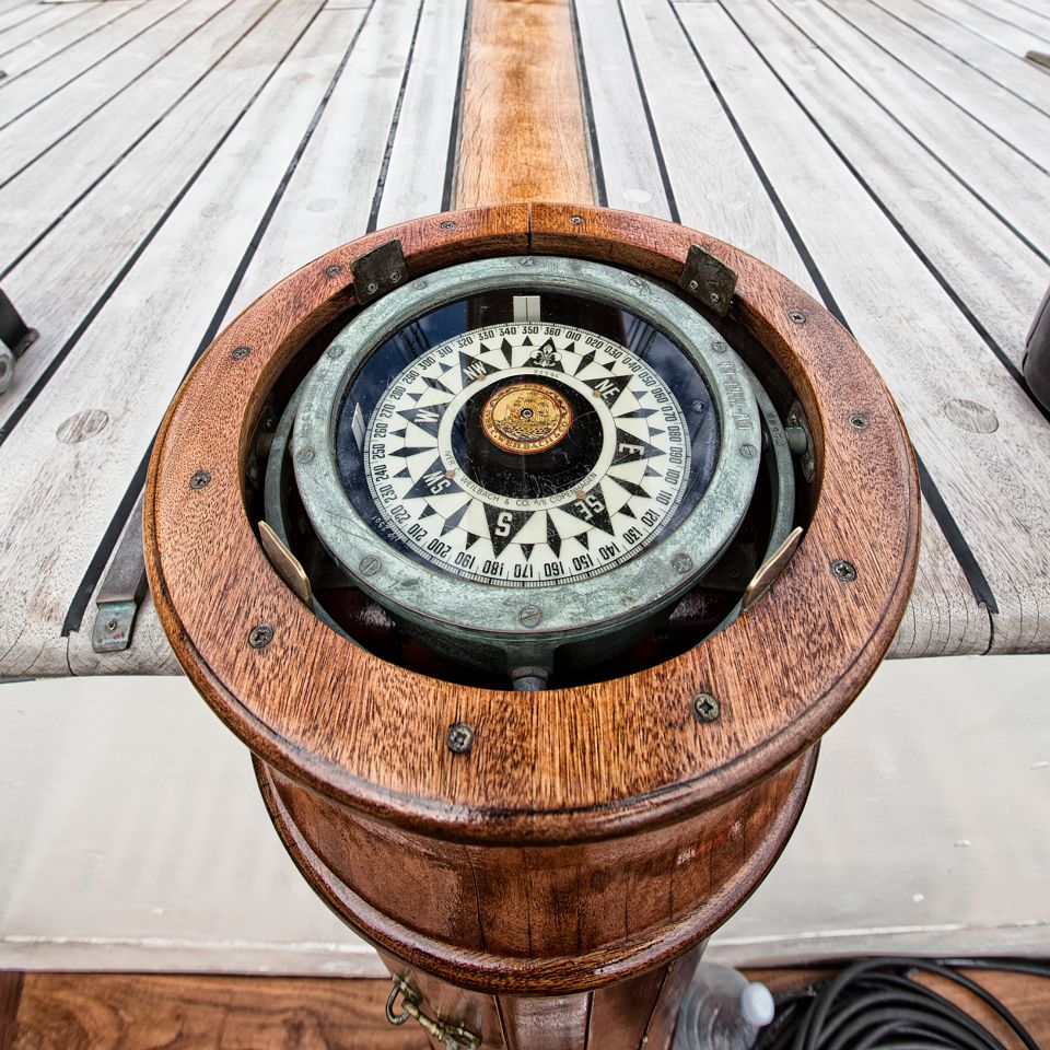 Skonnerten Maja sejler fra Hvide Sande til Lemvig, når træskibe fra hele landet samles til Pinsestævne.