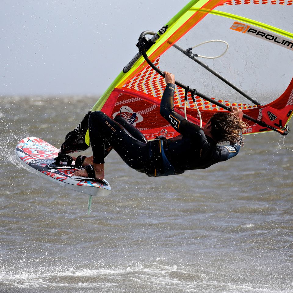 Vandsportsfestivalen WaterZ i Hvide Sande kunne ikke klage over manglende vind. 