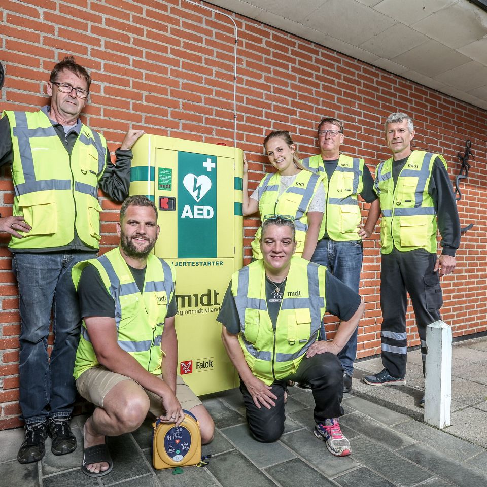 Et korps af lokale borgere bliver kaldt ud, når alarmcentralen får meldinger om hjertestop på vestkysten