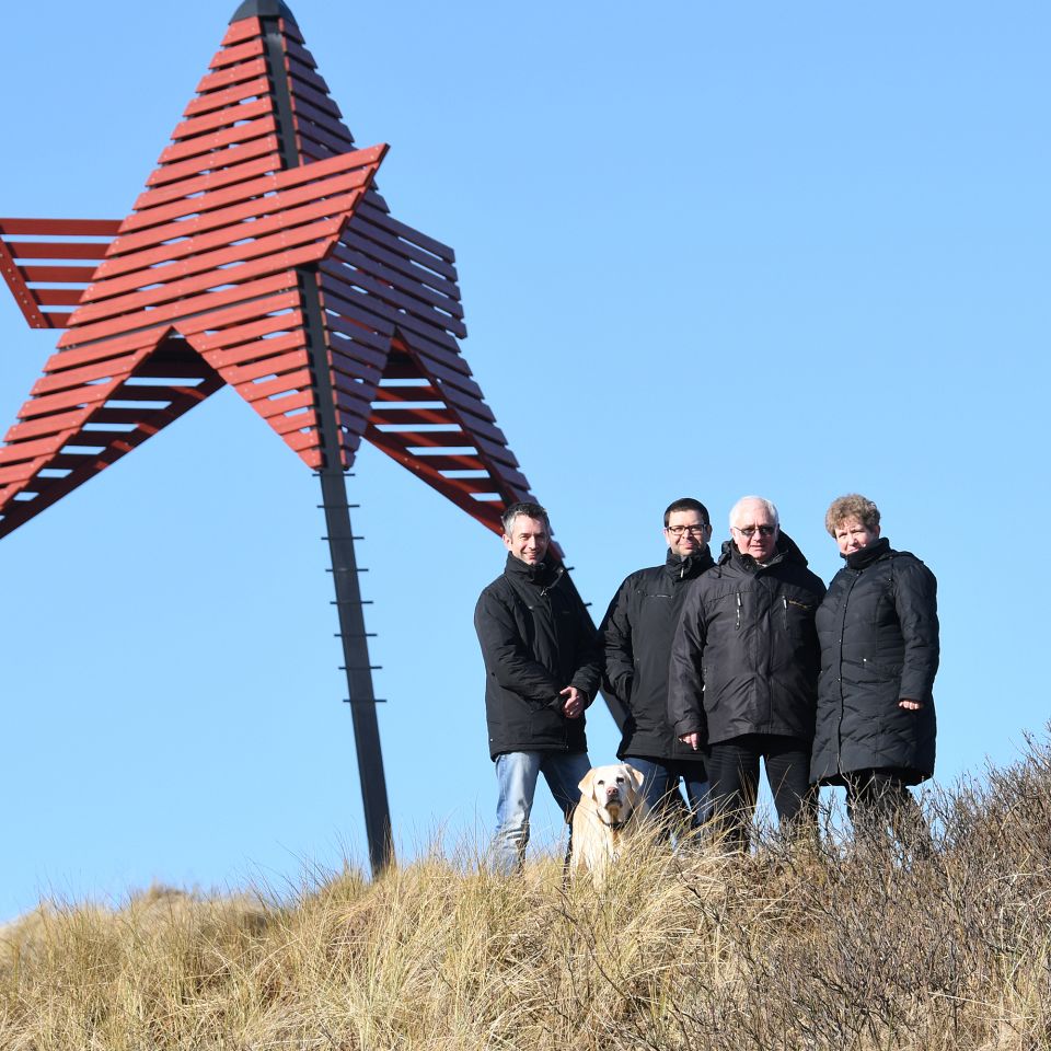 I dag har familien Olesen 190 sommerhuse under  deres vinger og har gjort feriebranchen til en levevej for  to generationer i virksomheden Klitferie I/S i Vedersø Klit