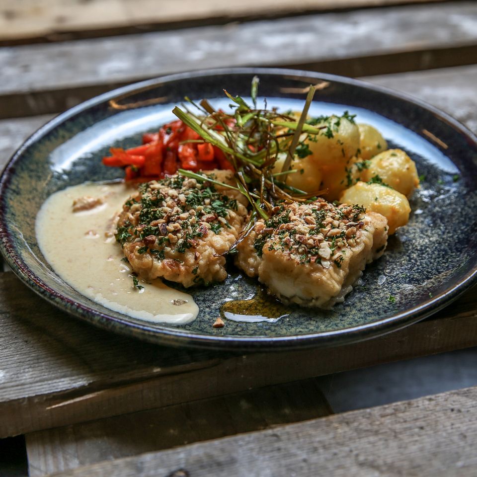Torsk med sprød topping og gratineret torsk
