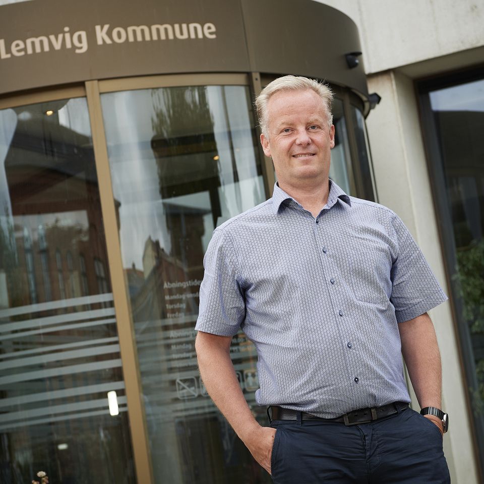 Digitale løsninger bygger bro - artikel om Lemvig kommunes fokus på digitale løsninger