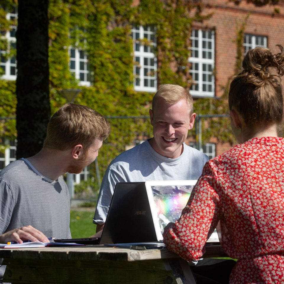 Kaldet til en ny tids lærere - en artikel om læreruddannelsen i Nr. Nissum