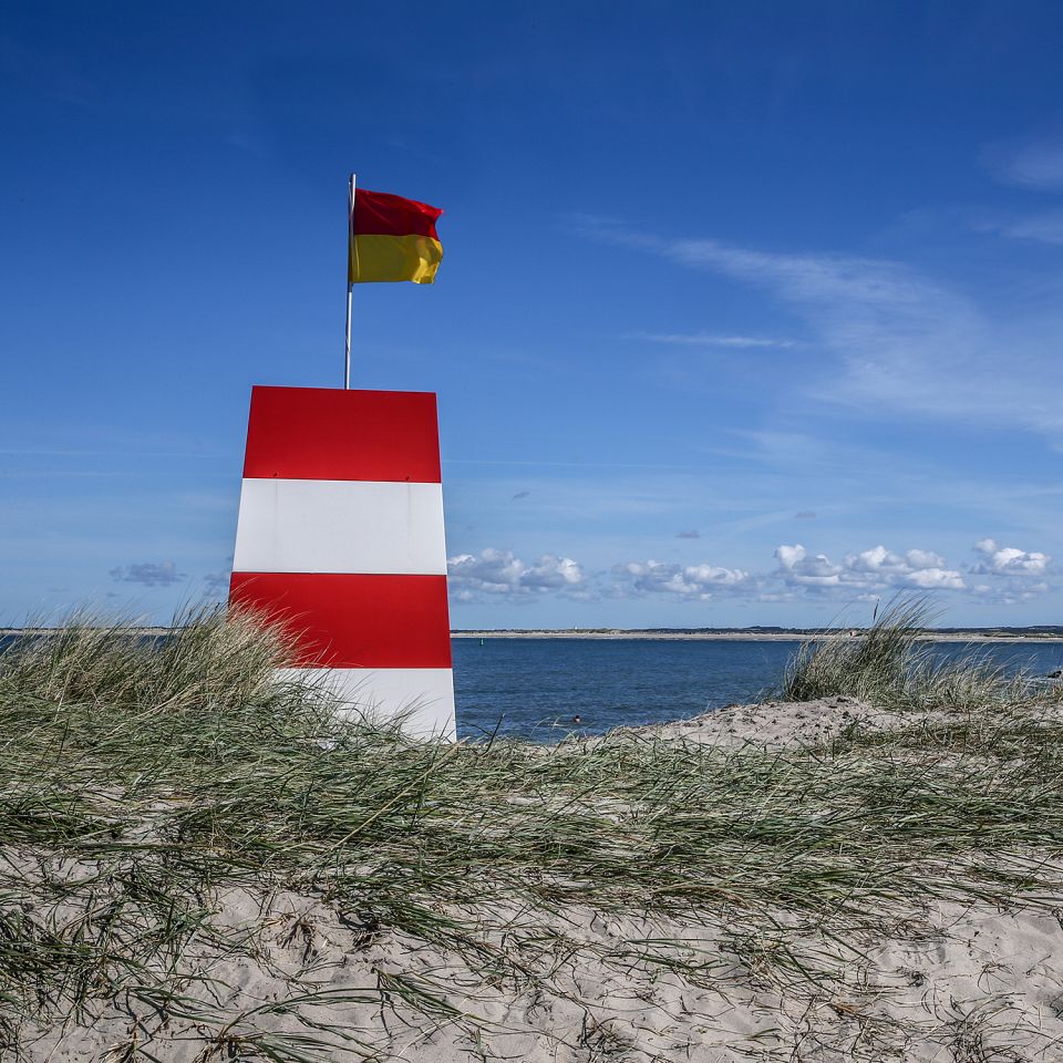 Tryg forsikrings redningstårn ved stranden Thyborøn: Foto: Henrik Vinther Krogh